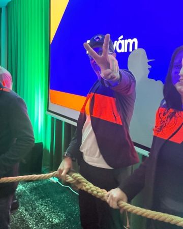 Angažované království